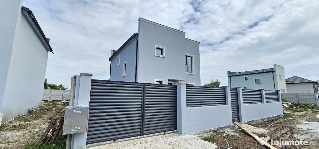 Casa individuala 5 CAMERE/TEREN 428 MP/Com.Berceni/COMISION 0 %