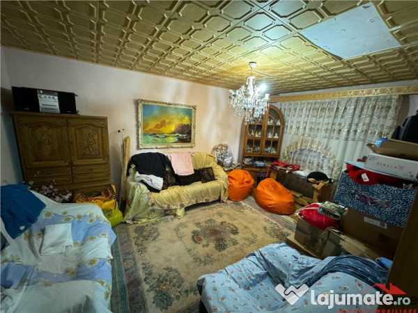 Apartament 3 camere de in Sud, etaj 3, CT, izolat