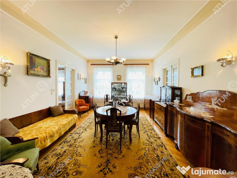 Casa individuala 4 camere decomandate 1000 mp teren zona Blv 