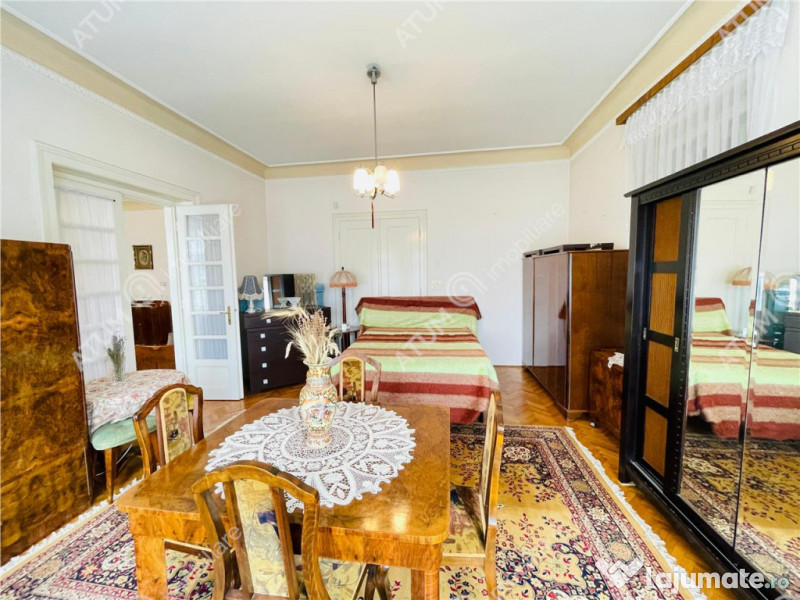 Casa individuala 4 camere decomandate 1000 mp teren zona Blv 