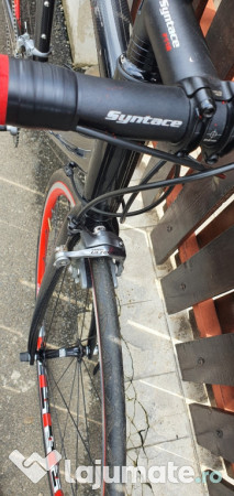 Bicicletă BMW M de carbon