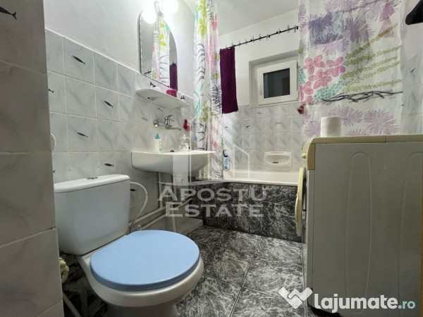 Apartament cu 2 camere, decomandat, parter inalt,centrala... 