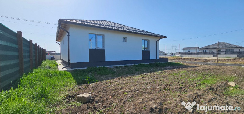 Casa individuala pe parter 3CAMERE/800M de .Berceni/COMISION 0% 