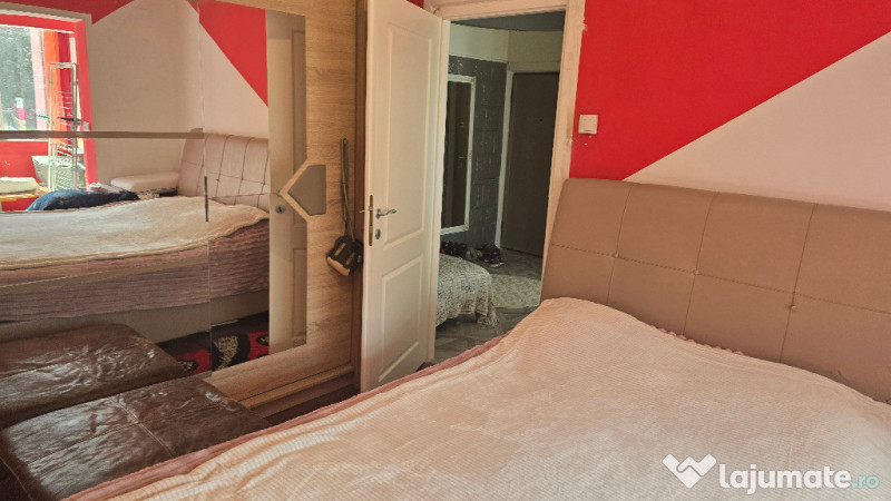 Vand apartament cu 2 camere decomandat, Deva, Eminescu (Profi), et 1 