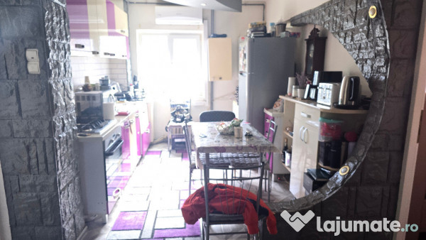 Vand apartament cu 2 camere decomandat, Deva, Eminescu (Profi), et 1 