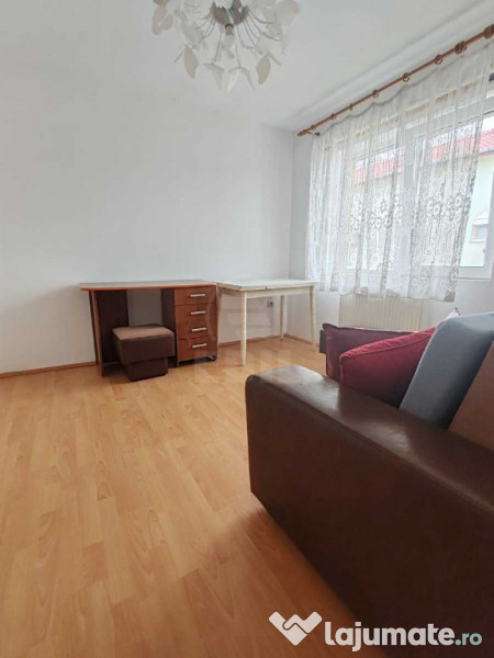 Casa tip Triplex,zona Cuza Voda,comision 0!! 