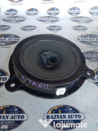 Boxa stanga spate Nissan X-Trail