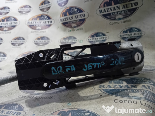 Maner exterior dreapta fata Volkswagen Jetta 2011