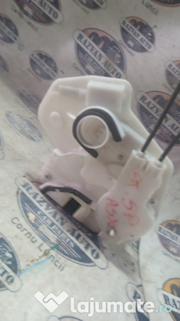 Broasca stanga spate Mitsubishi ASX 2012