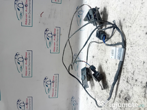 Senzori parcare spate plus instalație Audi A4 2013