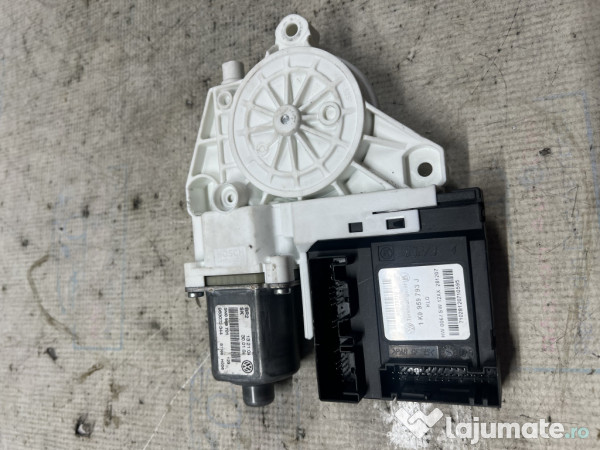 Motoras macara dreapta spate Volkswagen Tiguan 2010