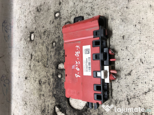 Borna siguranțe BMW 320 F30 2.0 Motorina 2012