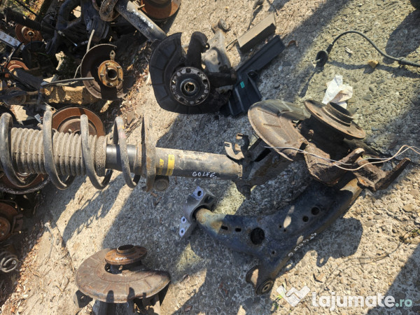 Fuzeta dreapta fata Volkswagen Golf 6 2014