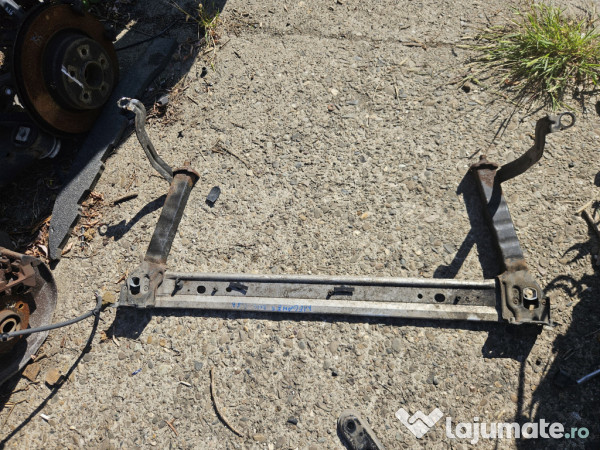 Jug motor Renault Megane 3 2014