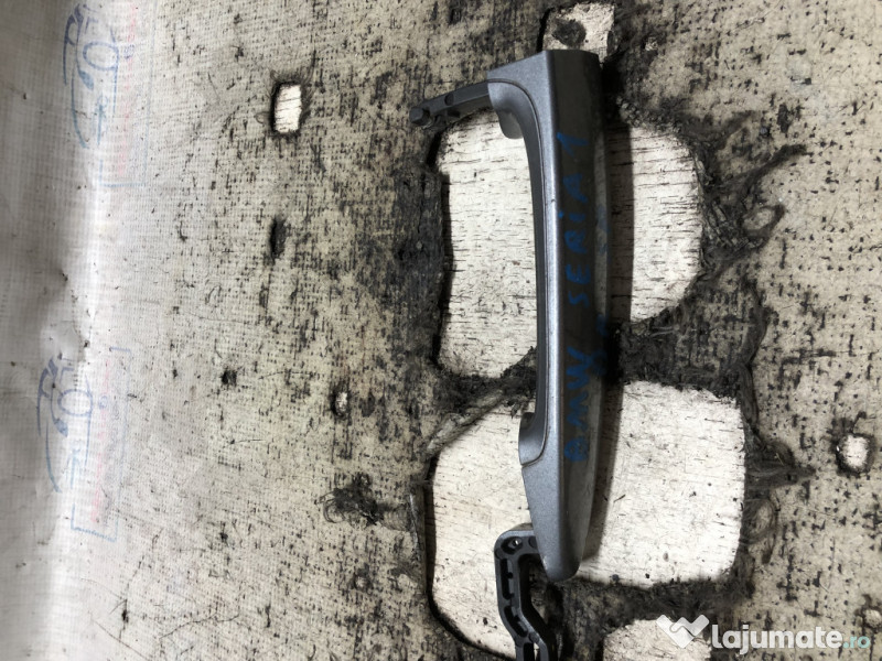 Maner exterior dreapta spate BMW Seria 1 118 2008