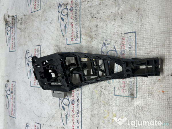 Suport m&acirc;ner exterior stanga fata Opel Zafira 2005