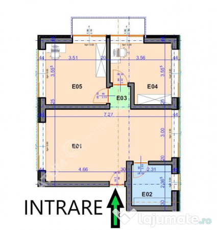 Apartament de 3 camere cu balcon si 2 locuri parcare zona Tu 