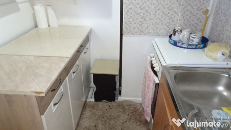 Vand apartament cu 2 camere, Deva, Dacia, mobilat 