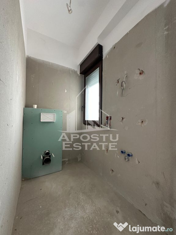 Penthouse cu 3 camere si terasa de 30 mp, finisaje la ale... 