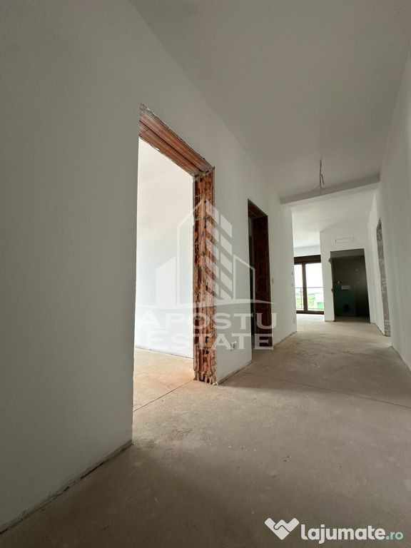 Penthouse cu 3 camere si terasa de 30 mp, finisaje la ale... 