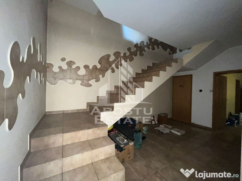 Casa individuala cu 4 camere, teren 404 mp,acces auto,gar... 