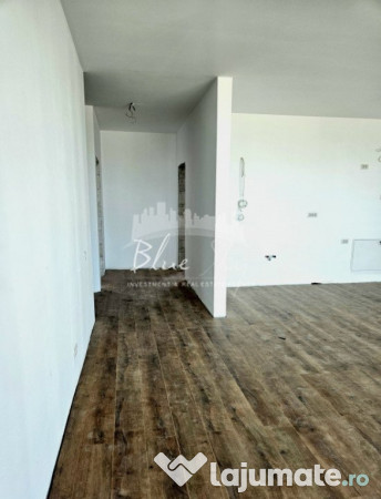 Apartament 3 camere Zona Mamaia Nord- la 200 m de plaja 