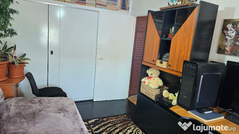 Vand apartament 4 camere decomandat in Deva, Progresul, 83 mp, et. 3