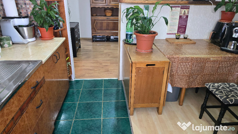 Vand apartament 4 camere decomandat in Deva, Progresul, 83 mp, et. 3