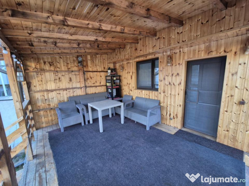 Casa 4 cam 200mp, caramida teren 509 mp mobilata zona Centr