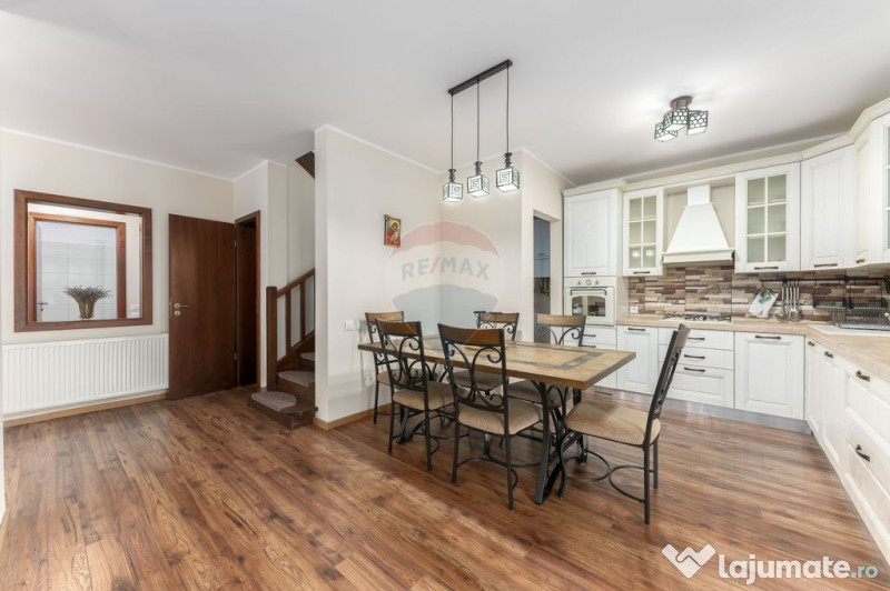 VANZARE Vila individuala 4 camere in Paradisul Verde Corb... 