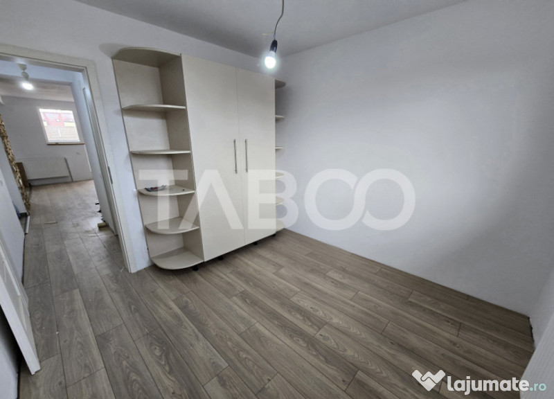 Apartament decomandat de vanare 4 camere balcon Vasile Aaron