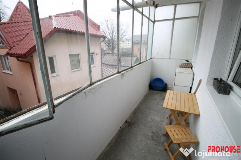 Zona Miron Costin - apartament 3 camere - etajul 2