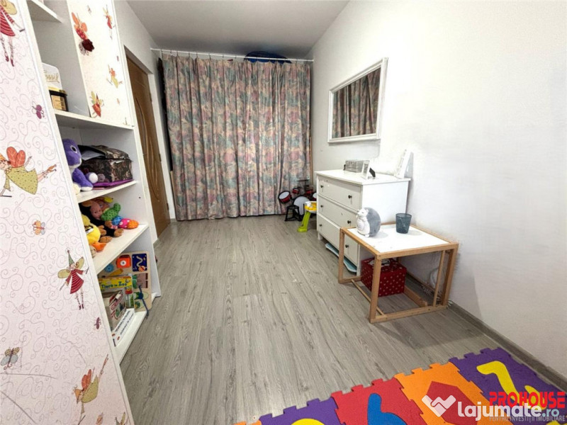 Zona Miron Costin - apartament 3 camere - etajul 2