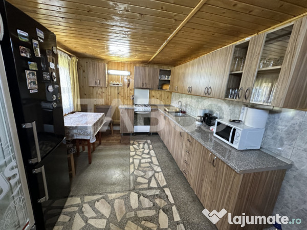 Cabana spatioasa la 5 km de Partia Sureanu complet utilata