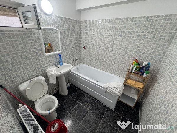 Casă cu 3 camere zona Faleză Nord, Renovată, Centrală...