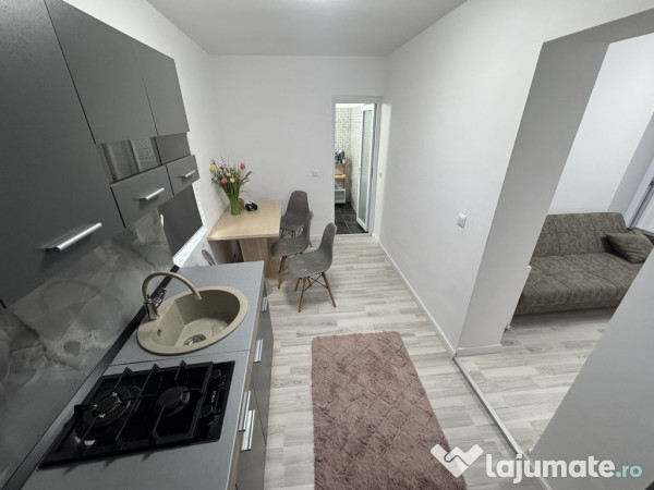 Casă cu 3 camere zona Faleză Nord, Renovată, Centrală...