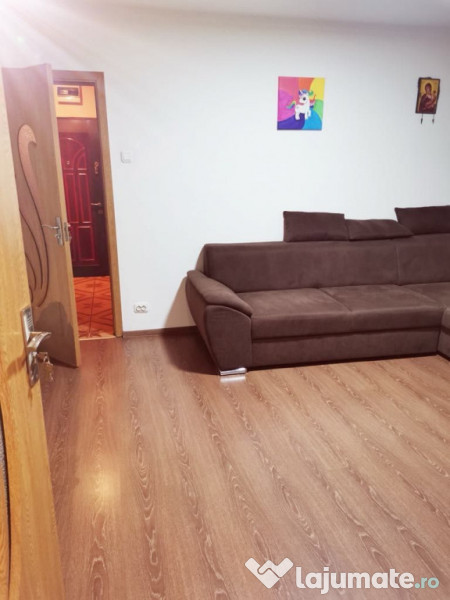 Apartament 2 camere Tractorul 