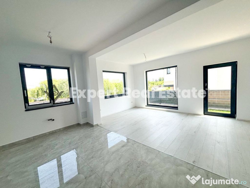 VILA INDIVIDUALA-CORBEANCA -LAGUNA ALBASTRA 