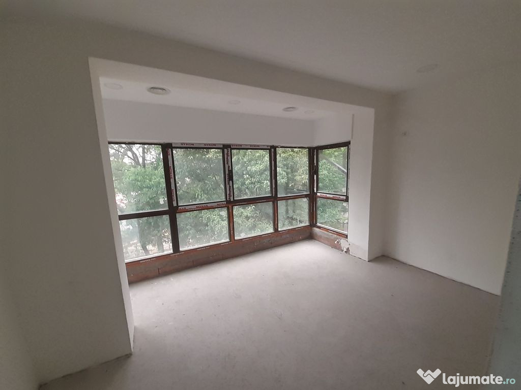 Cladire birouri D+P+E+M in zona Titan 