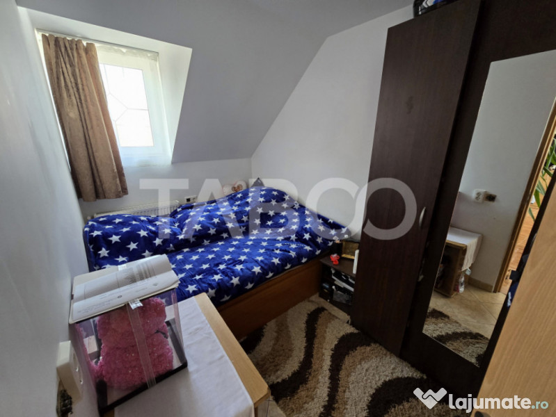 Casa individuala de vanzare teren 457 mp garaj Trei Stejari 