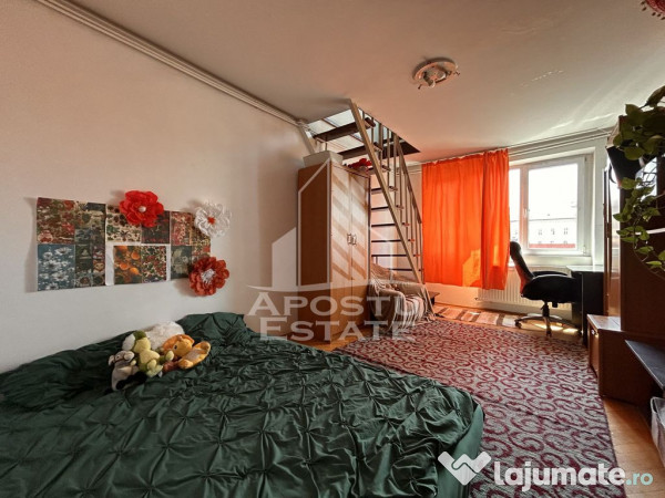 4 camere decomndat Piața Unirii | Terasă, parcare în c...