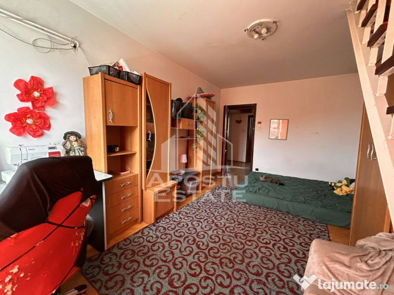 4 camere decomndat Piața Unirii | Terasă, parcare în c...