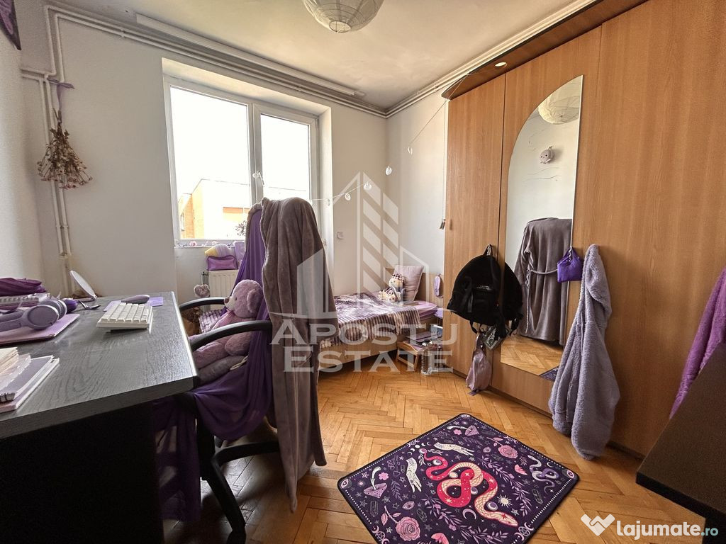 4 camere decomndat Piața Unirii | Terasă, parcare în c...