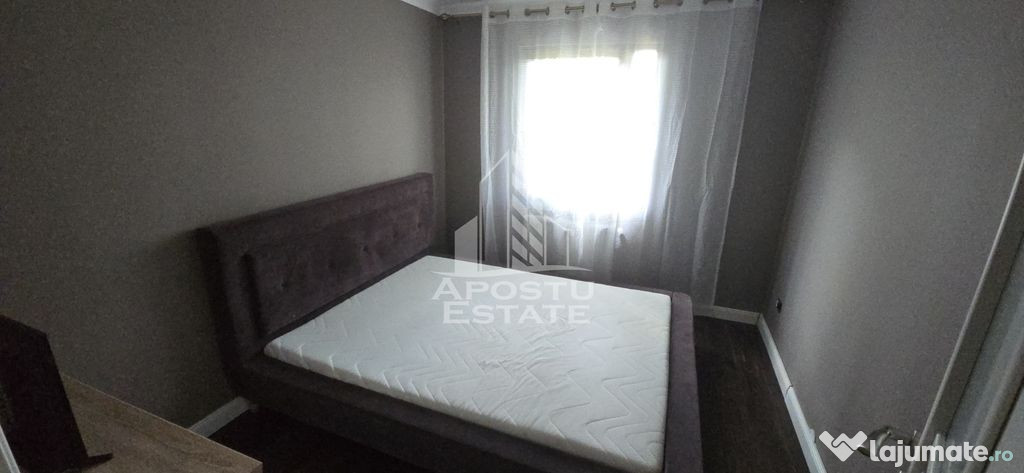 Apartament cu 3 camere in zona Circumvalatiunii cu centra... 