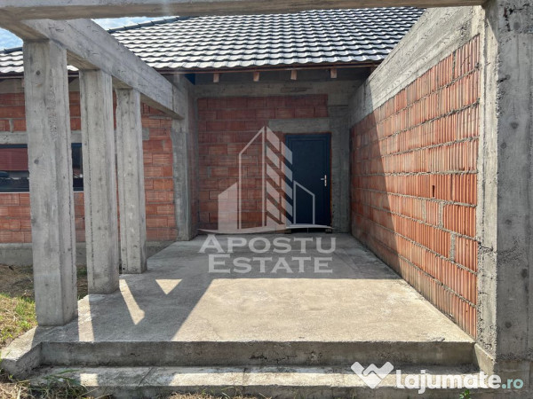 Casa individuala cu 4 camere si teren de 670 mp, Parta, c...