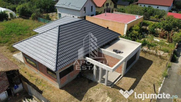 Casa individuala cu 4 camere si teren de 670 mp, Parta, c...