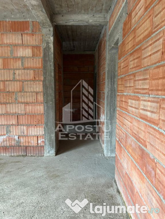 Casa individuala cu 4 camere si teren de 670 mp, Parta, c...