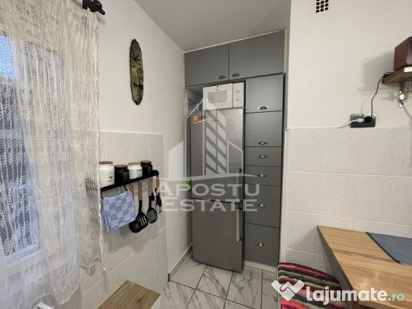 Apartament 2 camere, proaspat renovat, zona Micalaca