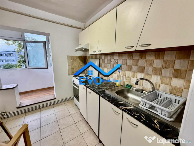 Apartament 2 camere, de , etajul 3 din 4, Nicolina, Belveder