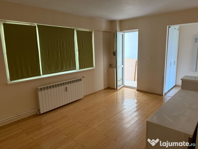 Studio Tomis Nord de vanzare